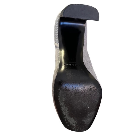 Elegant Gray Knit Ankle Boots - Picture 5 of 6